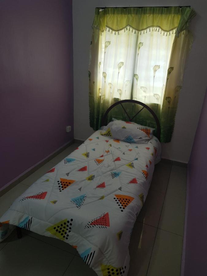 Oyo Home 90250 Sutera Wangi 3Bhk Apartment Ayer Keroh Extérieur photo